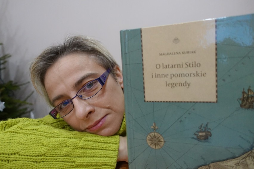 dr Magdalena Kubiak i książka "O latarni Stilo i inne pomorskie legendy"