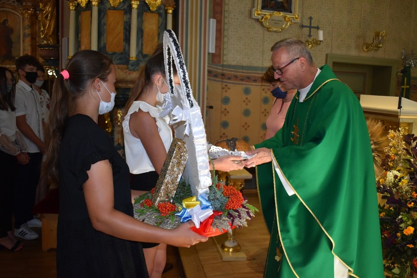 Dożynki parafialne w Czerminie