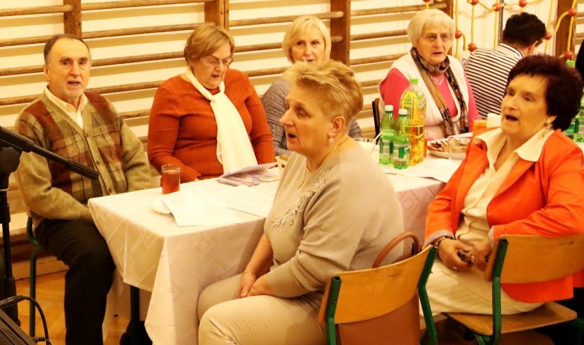 Nowy Sącz. W Falkowej mieszkańcy wspólnie zaśpiewali kolędy