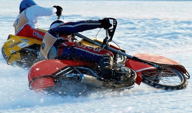 Kolce na oponach motocykli do ice racingu mają 28 mm