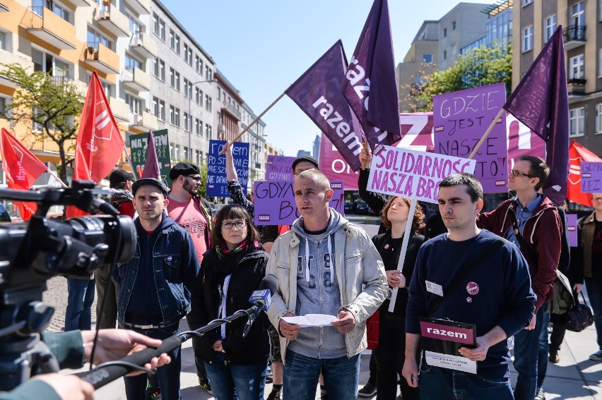 Gdynia: Flesz z przeszłości. Pikieta w obronie mieszkańców Pekinu. 13.05.2017