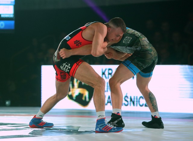 AKS Wrestling Team Piotrków wygrywa - Krajowa Liga Zapaśnicza w Piotrkowie transmitowana na żywo