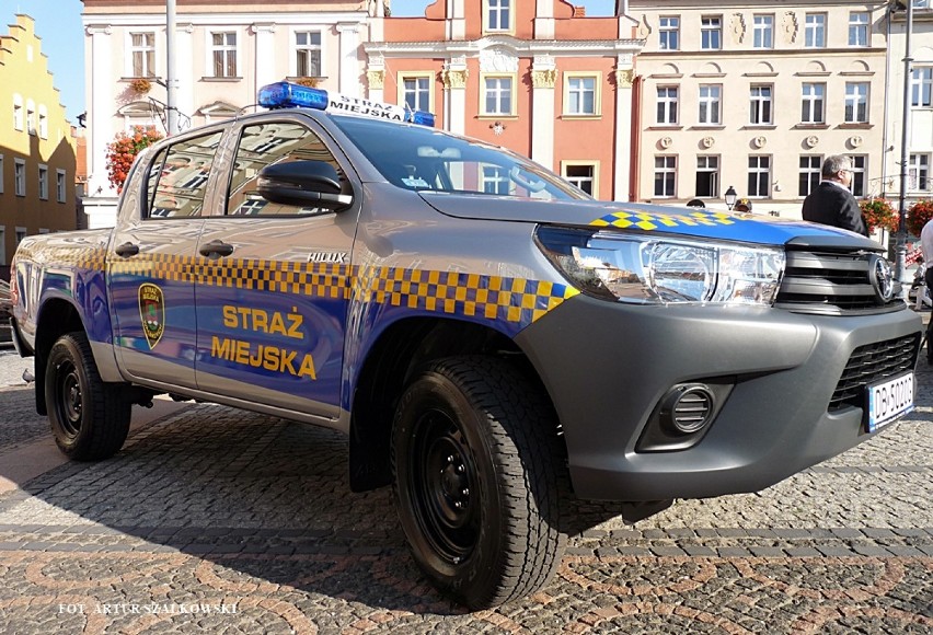Straż Miejska w Wałbrzychu ma nowy samochód służbowy. To...