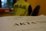Funkcjnariusze z Jastrzębiu-Zdroju zatrzymali 45-letniego oszusta podatkowego. Mężczyzna jest oskarżonego o zbrodnię fakturową