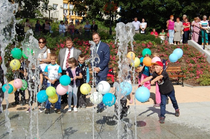 Żukowo ma Plac Mariacki i nowy Park Jubileuszowy z fontanną i placami zabaw