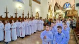 Nowy Sącz ma 37 nowych lektorów Liturgicznej Służby Ołtarza. Otrzymali promocje lektorską 