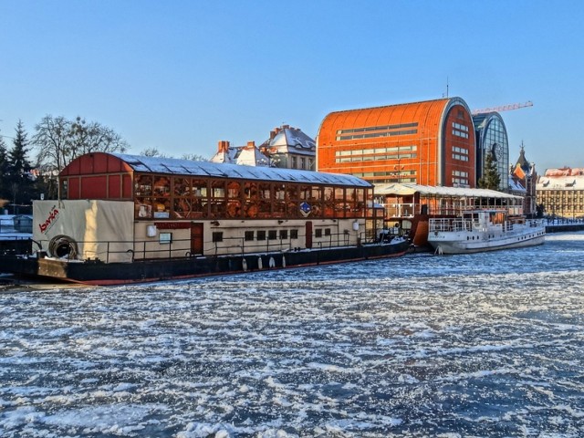 Poniedziałek zapowiada się słoneczny. W ciągu dnia temperatura wzrośnie do jednego stopnia na minusie.