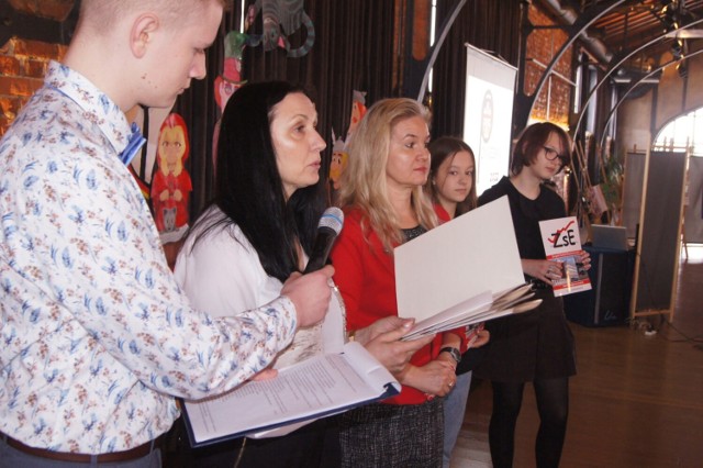 Powiatowy Dzień Języków Obcych 2022 z ZSE w Radomsku