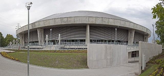 Urząd Kontroli Skarbowej zakwestionował prawidłowość przeprowadzenia trzech przetargów na budowę Atlas Arena