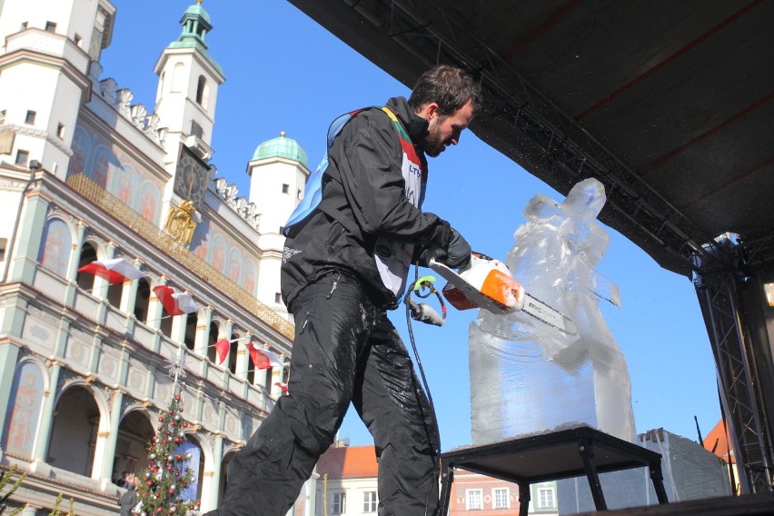 Speed Ice Carving, czyli rzeźbienie w lodzie na czas - ta...