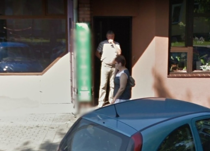 Zduńska Wola i mieszkańcy na Google Street View. Kogo...