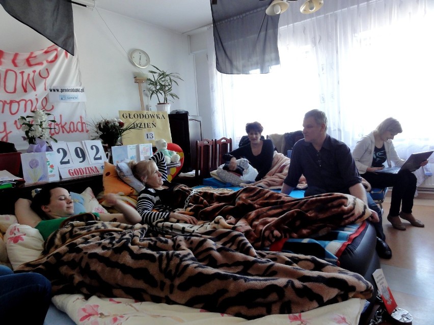 Darłowo protest głodowy. Wójt Kupracz wydał zakaz wstępu dla sołtysa Dąbek