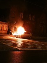 Samochód spłonął na Głogowskiej!