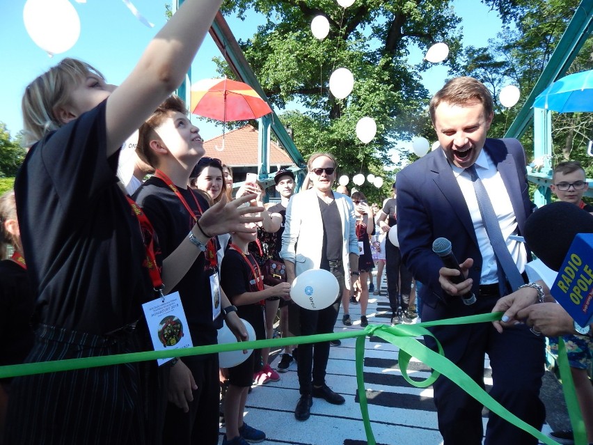 Happening "Festiwalowy Most" na Moście Groszowym.