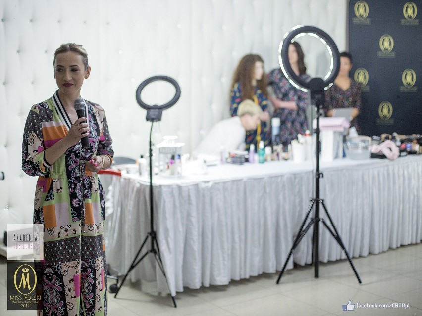 Miss Ziemii Łomżyńskiej 2019 Iwona Mocarska pokazała mieszkankom Łomży, że siła jest kobietą [zdjęcia]