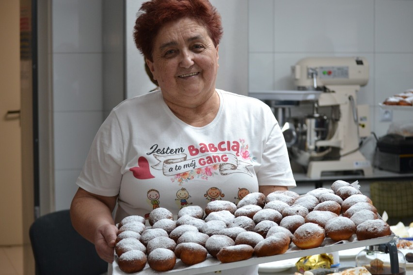 Seniorki z Łużnej - od rana pełną parą działały w kuchni...