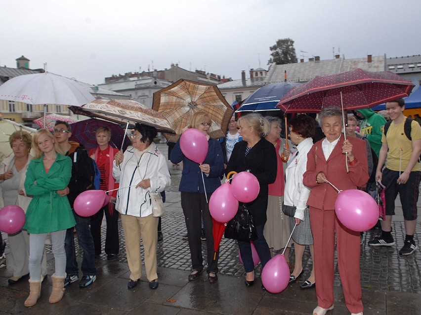 Nowy Sącz. VII Marsz Różowej Wstążki - Europa Donna