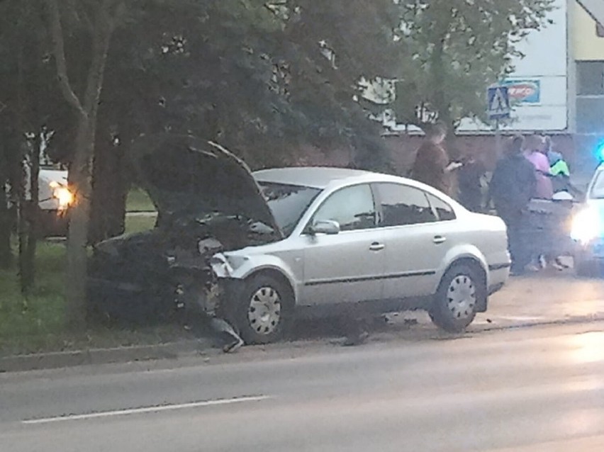 Na ulicy Laubitza w Inowrocławiu doszło do zderzenia dwóch...
