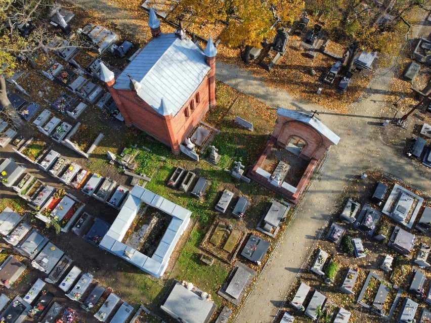 Cmentarz Starofarny w Bydgoszczy z lotu ptaka. Zobacz zdjęcia z drona