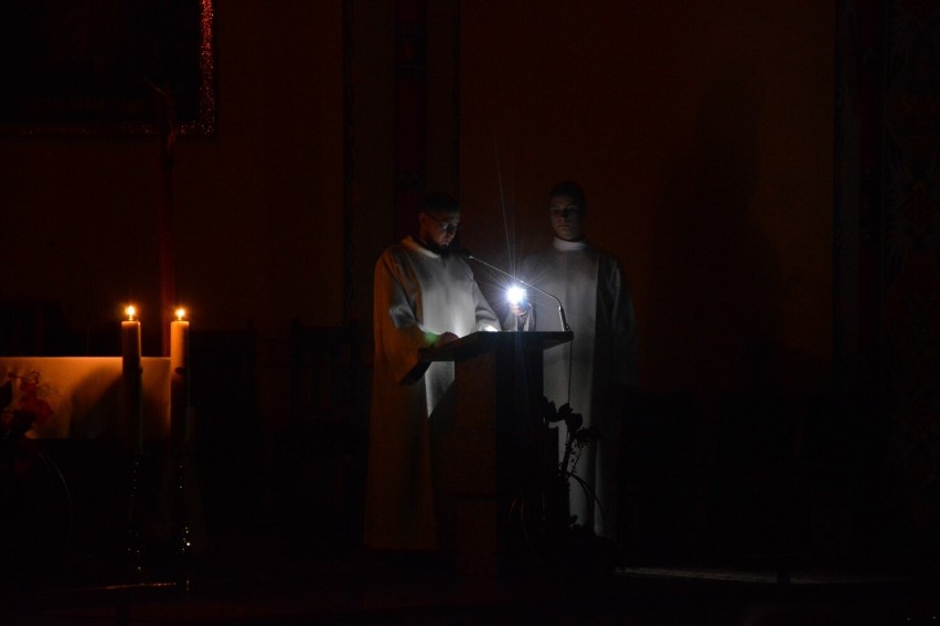 Tradycyjnie o północy rozpoczęła się Pasterka w parafii pw....