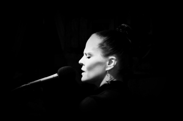 Agata Amelia Wawrzyniak dziś w Pile z recitalem "Czekaniem jestem"
