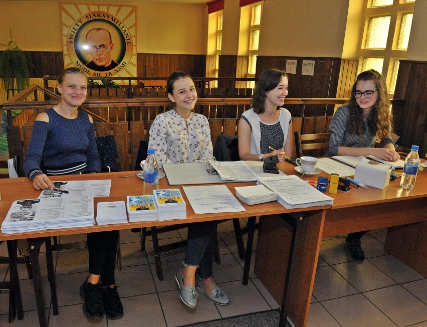 Przygotowania i zapisy na Pieszą Pielgrzymkę Zduńskowolską na Jasną Górę [FOTO i plakat]