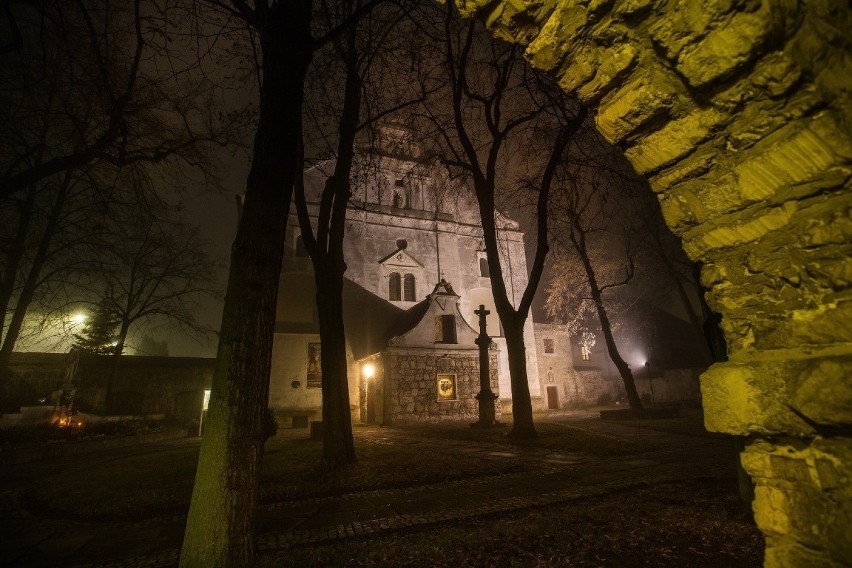 Klasztor na Mirowie w Pińczowie jest zachwycający,...