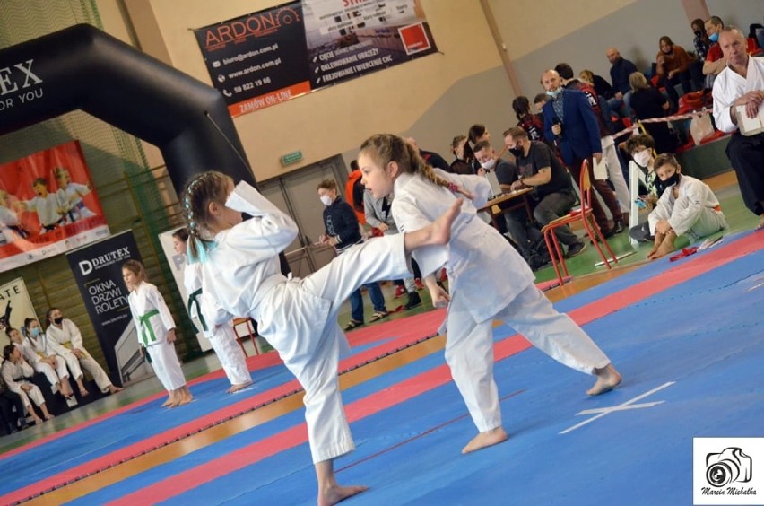 Karate Klub Wejherowo drużynowo najlepszy na Otwartych Mistrzostw Województwa Pomorskiego w Karate Tradycyjnym w Bytowie