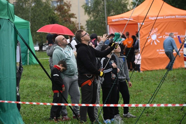 Mimo jesiennej aury, piknik w Parku Dygasińskiego zgromadził wielu chętnych