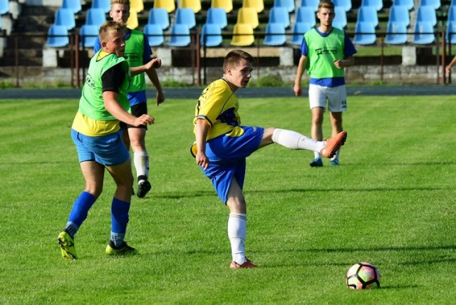 Krajna Sępólno i Grom Więcbork 4:0 (3:0). Pierwszy mecz sparingowy przed nowym sezonem


Jacek Góralski - wychowanek Zawiszy Bydgoszcz był na mundialu.

