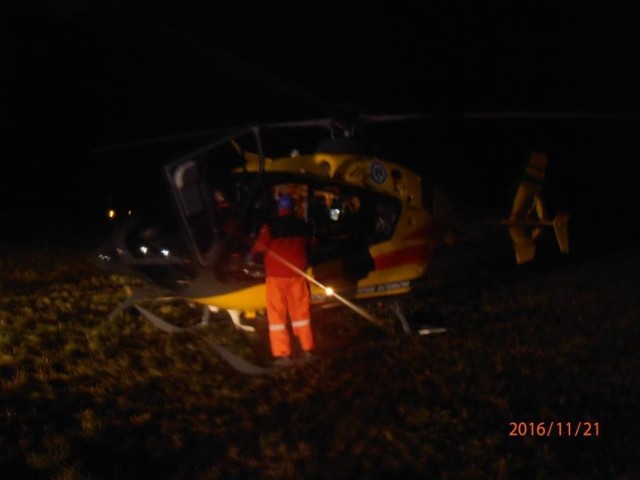 Poparzoną kobietę przetransportowano helikopterem do Gryfic.