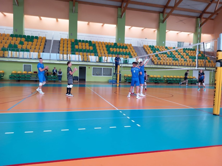 Volley Radomsko czwarty w turnieju siatkarskim w Rząśni. ZDJĘCIA
