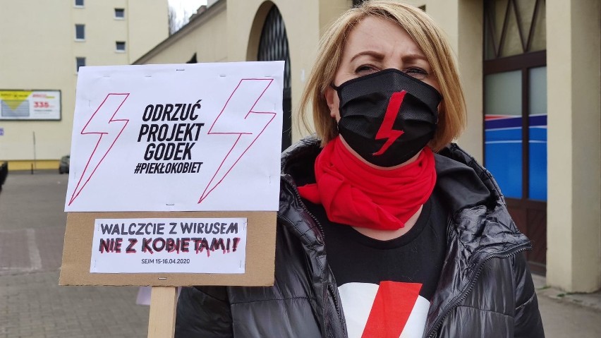 Strajk Kobiet w Piotrkowie 2020. Protest przeciwko...