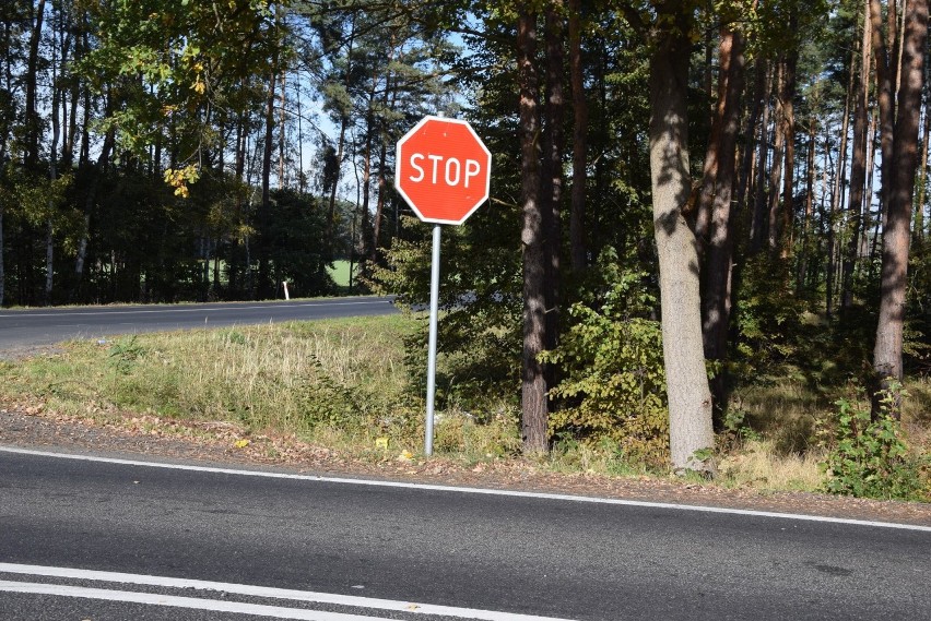 W niedzielę, 17 października kierowca Skody nie zatrzymał...