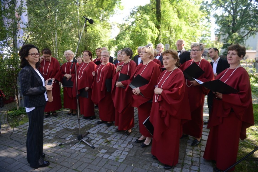 W Zielonej Górze miejska procesja wyruszyła spod parafii pw....