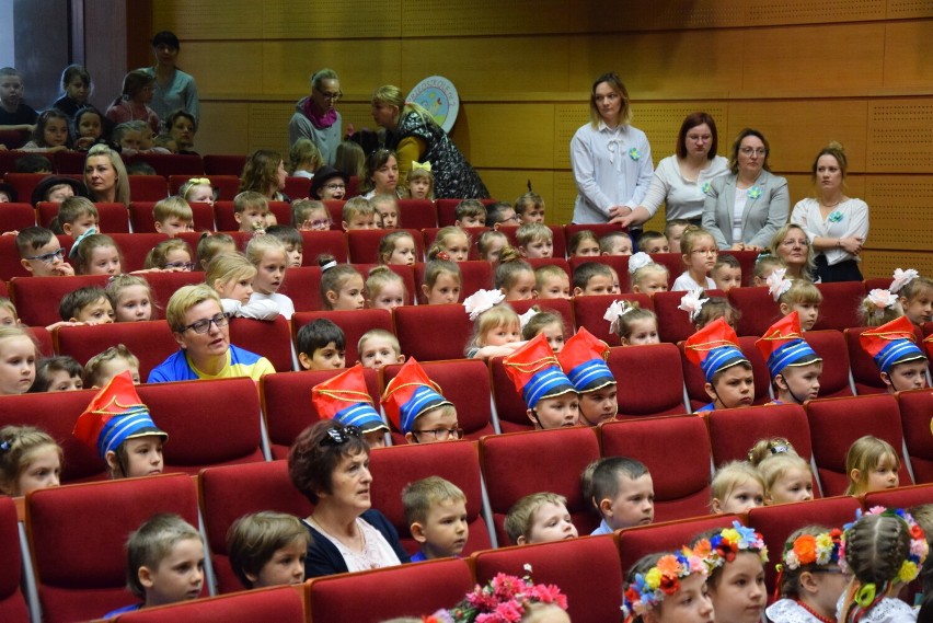 Solidarnie z Ukrainą PUZ czytał dzieciom. Były bajki po polsku i ukraińsku 