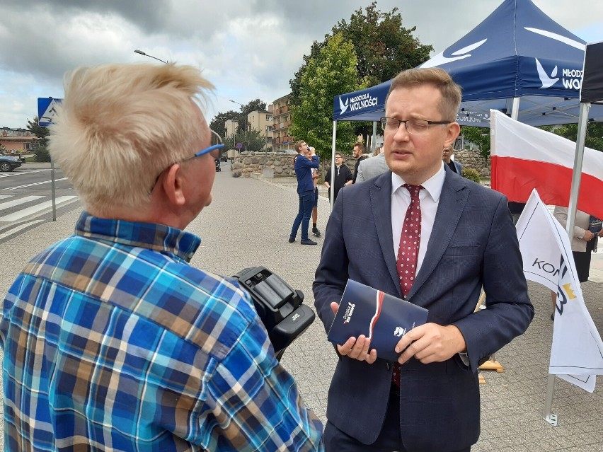 Konfederacja na Plantach w Goleniowie. Poseł Robert Winnicki chce Polski na nowo