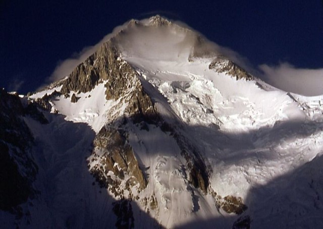 Gasherbrum I jest najwyższym z grupy siedmiu g&oacute;r leżących w paśmie Karakorum.