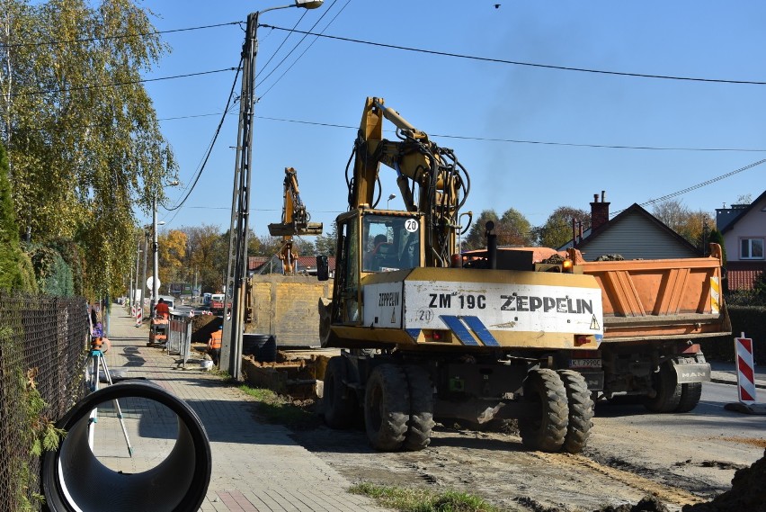 Tarnów. Rozpoczął się remont ulicy Okrężnej. Uwaga na utrudnienia w ruchu [ZDJĘCIA]