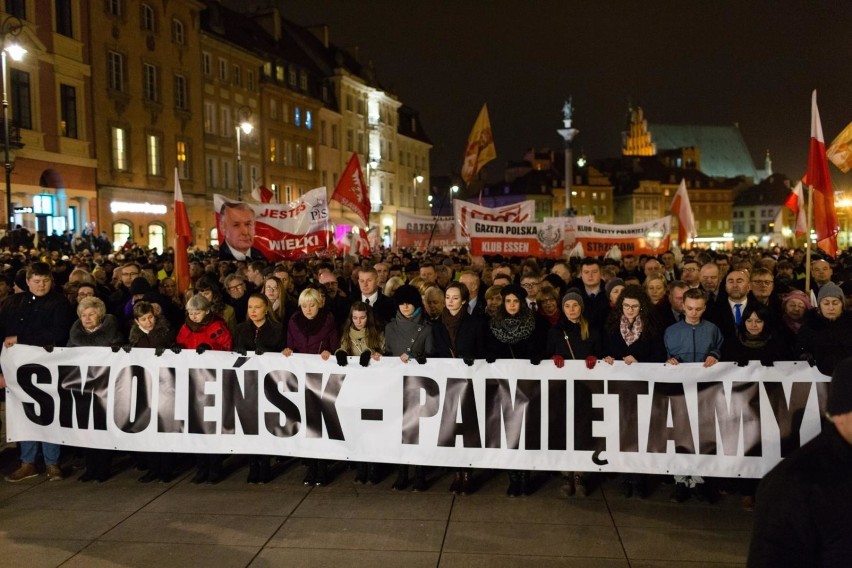 Wątpliwości wzbudzał też udział Barbary Nowak w...