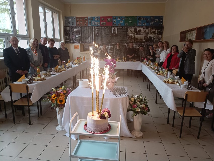 Szkoła Policealna Nr 5 w Zduńskiej Woli świętowała pięciolecie