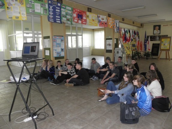 Gimnazjum nr 1 w Chojnicach: Zobacz jak uczniowie spędzili Dni Europy [ZDJĘCIA]