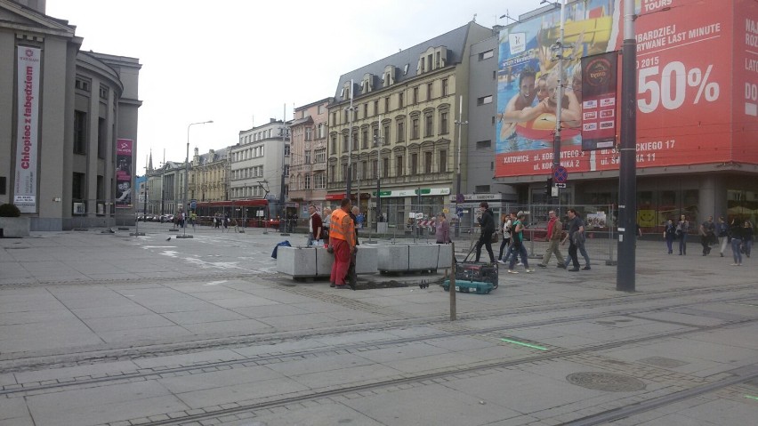 Przebudowa centrum Katowic - plac Teatralny na nowym rynku
