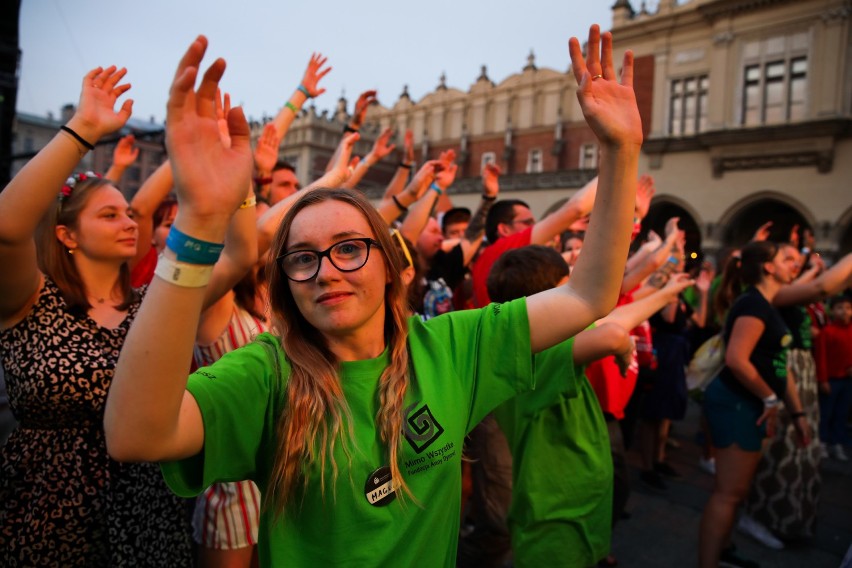 Kraków. Piękny, jubileuszowy festiwal "Zaczarowanej Piosenki" [ZDJĘCIA]