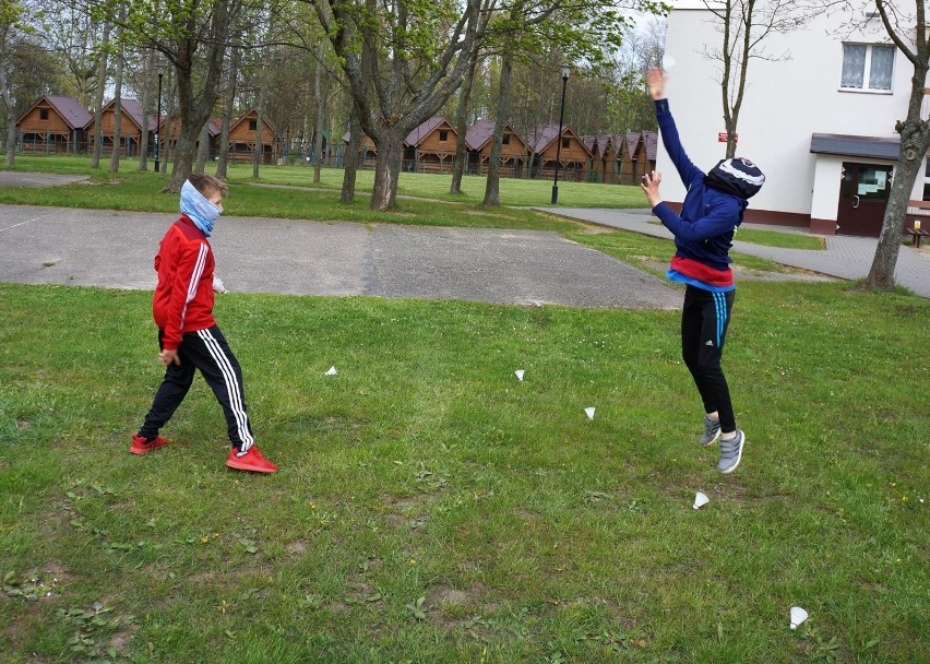 Koronawirus i sport we Władysławowie: badmintoniści z UKS...