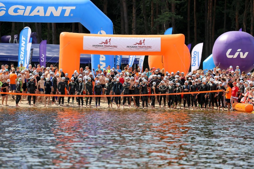 W zawodach na plaży w Dojlidach wzięło udział ponad 400...