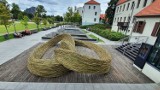 Niezwykła rzeźba z wikliny na 100-lecie niepodległości stanęła na Wyspie Młyńskiej w Bydgoszczy [zdjęcia]