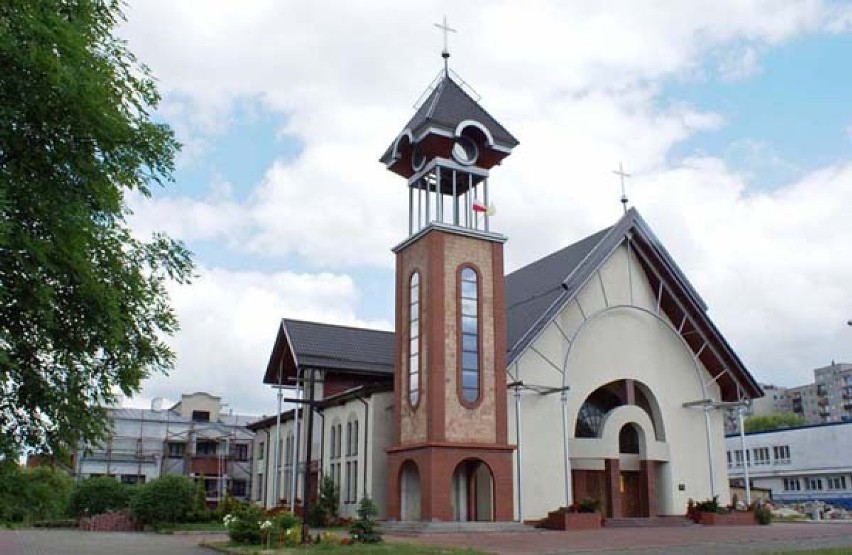 WEJDŹ I ZAGŁOSUJ: 
Najpiękniejszy kościół w Dąbrowie...
