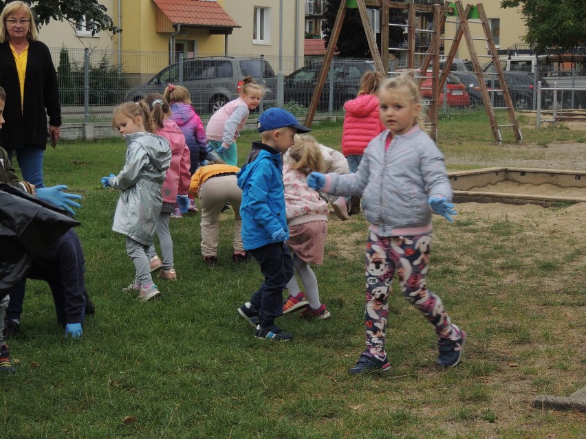 Dzieci z Przedszkola nr 7 w Wągrowcu wzięły udział w akcji Sprzątanie Świata!
