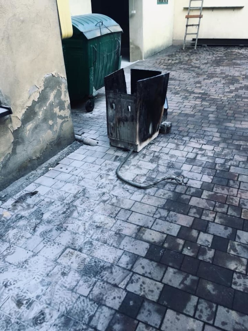 Przy ulicy Konstancji zapaliła się pralka